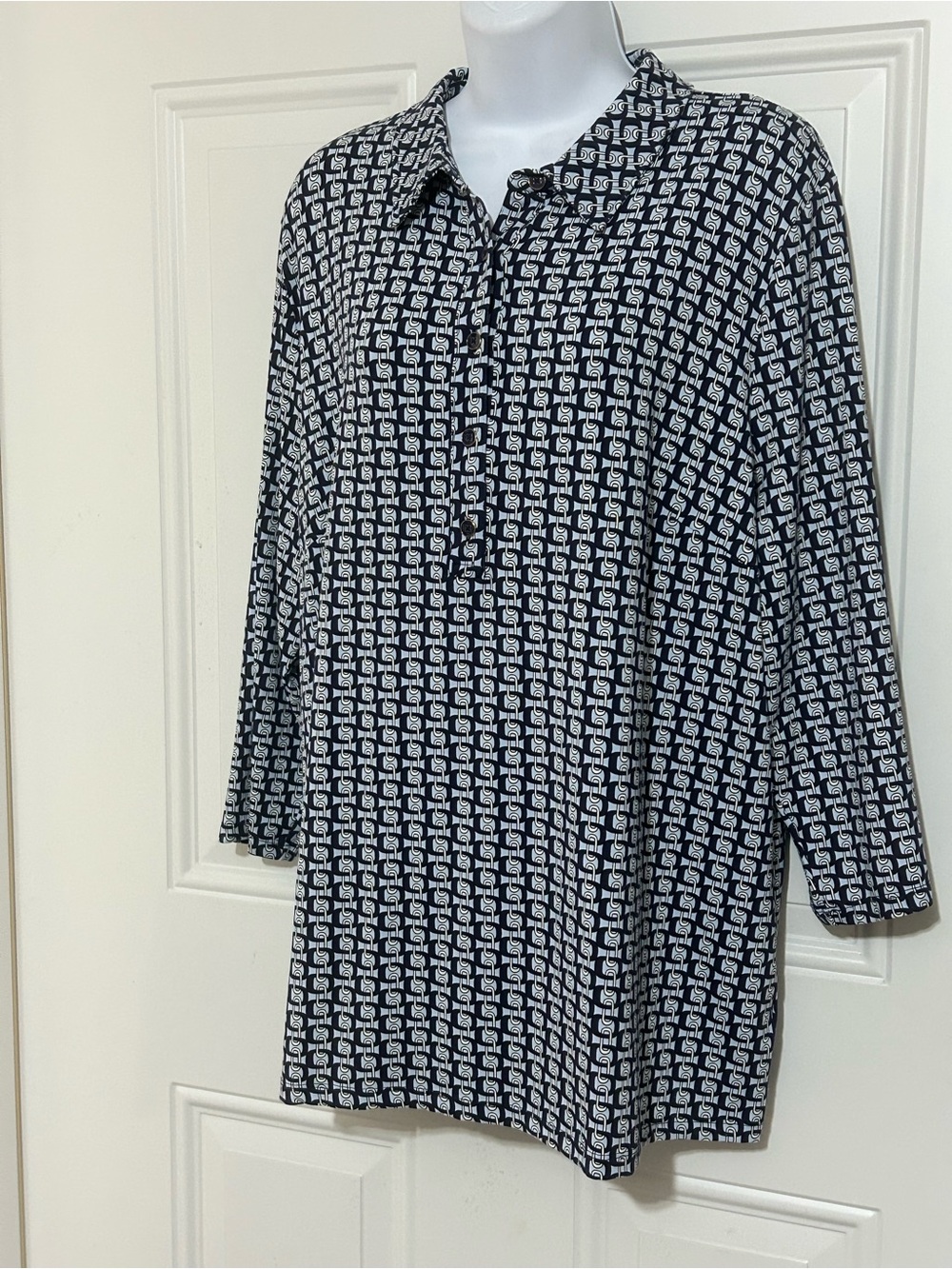 Talbots Navy and White Geometric Print Long Sleeve Collared Top